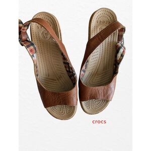 Crocs A-Leigh Wedge Leather Sandals – Cocoa Brown (Women’s Size 9)